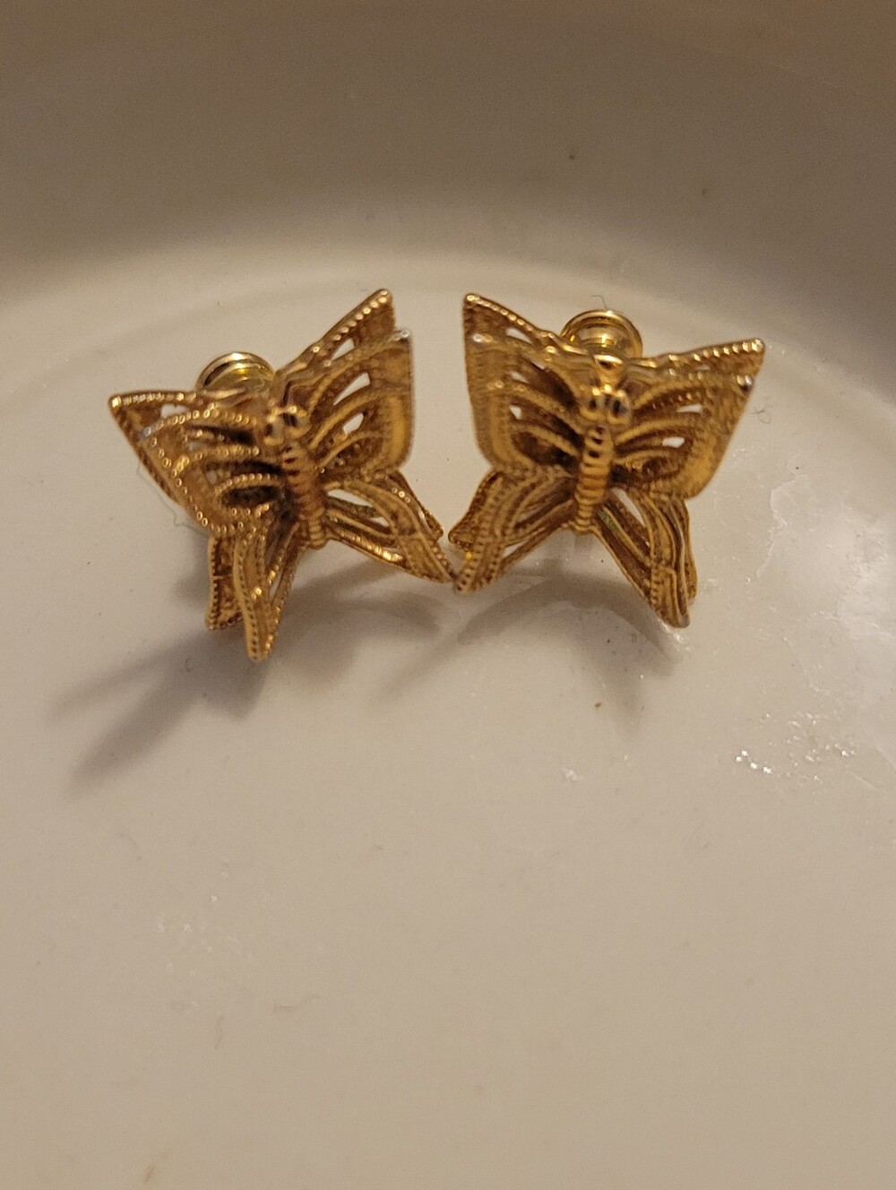 Vintage 14KT Gold Monet Filigree Butterfly Stud Earrings